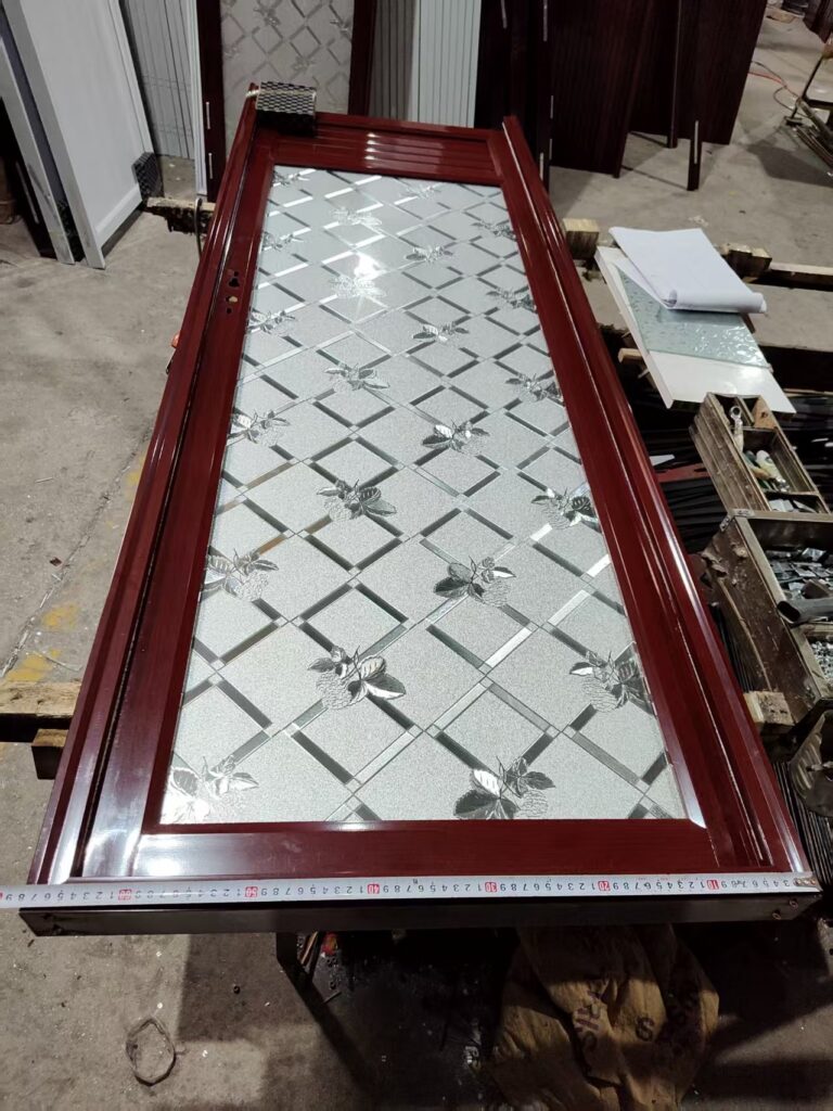 Decorative glass door: overall appearance and size-check setup